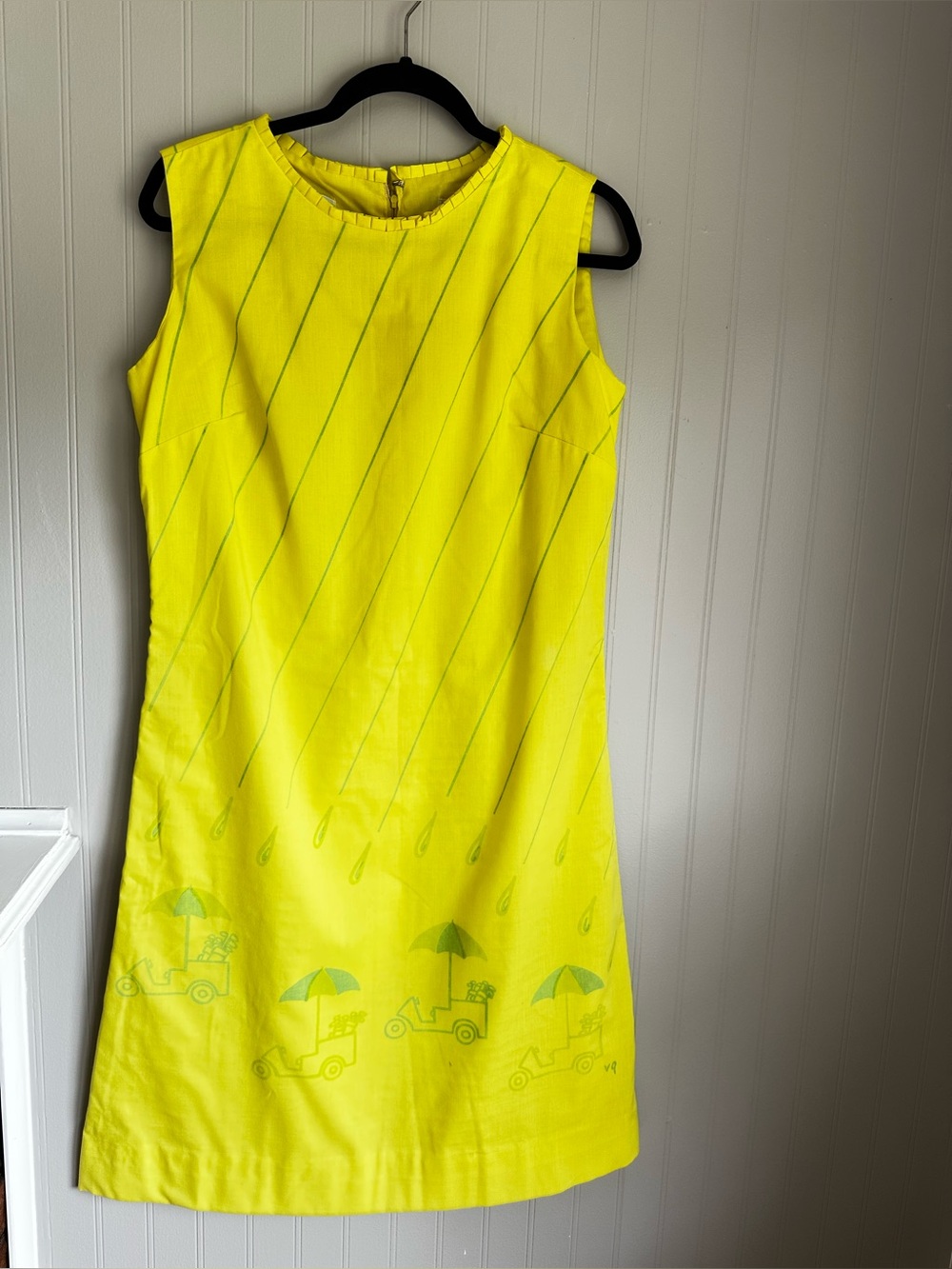 Vintage The Vested Gentress Yellow Golf Cart Shift Dress Hand Screened - Size 14